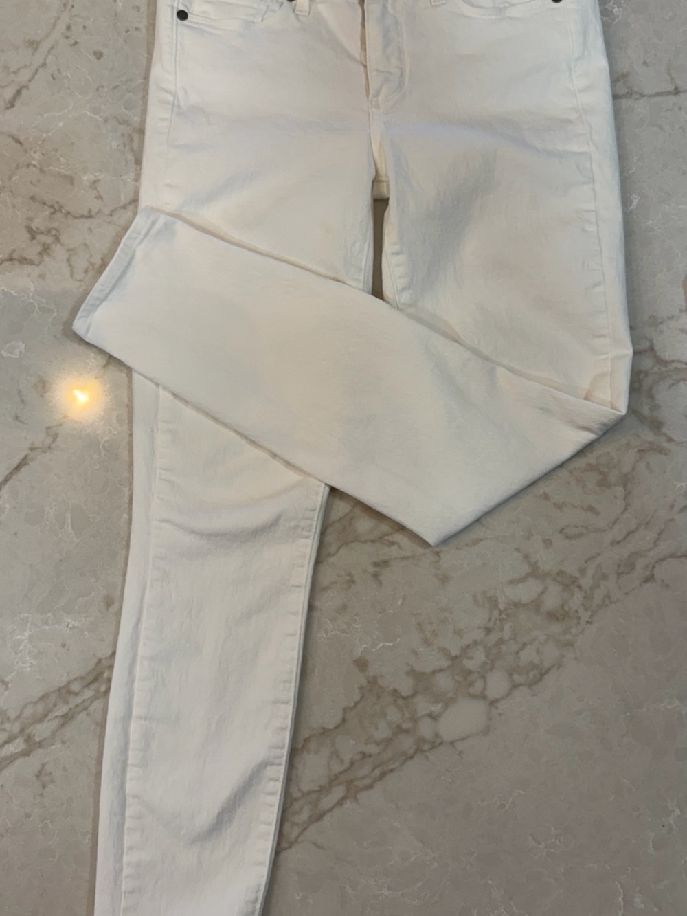 PAIGE White Verdugo Ankle Skinny Jeans